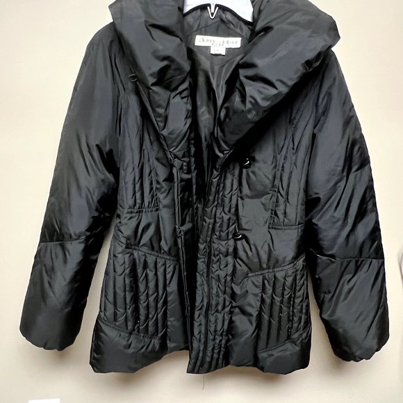Larry Levine Other - Larry Levine Black Women's Puffer Jacket